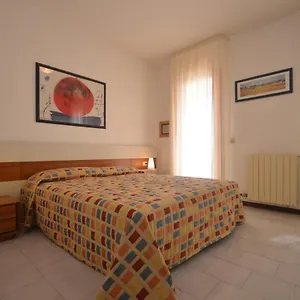  Vakantiehuis Villaggio Dei Fiori